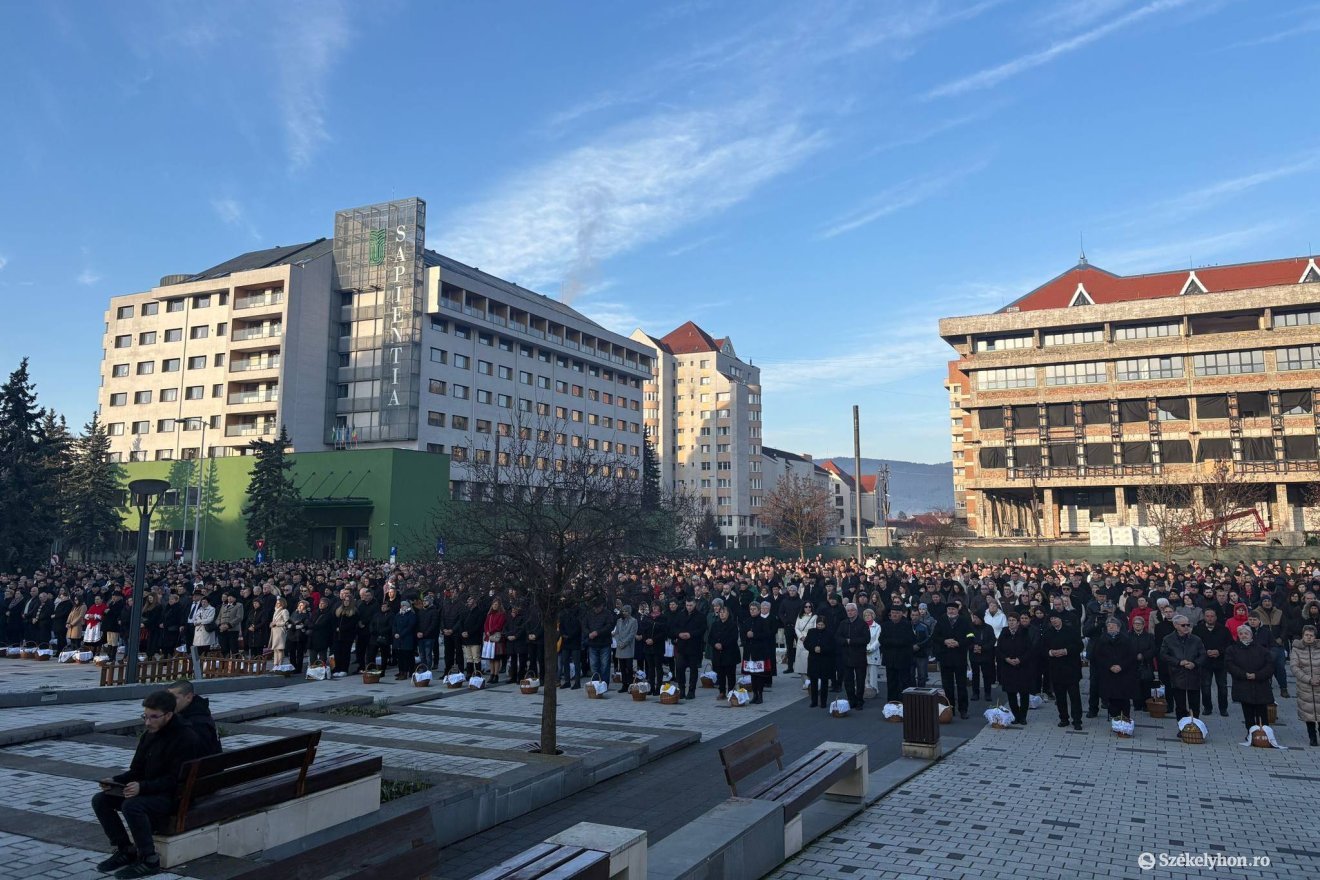 &bullet;  Fotó: Olti Angyalka