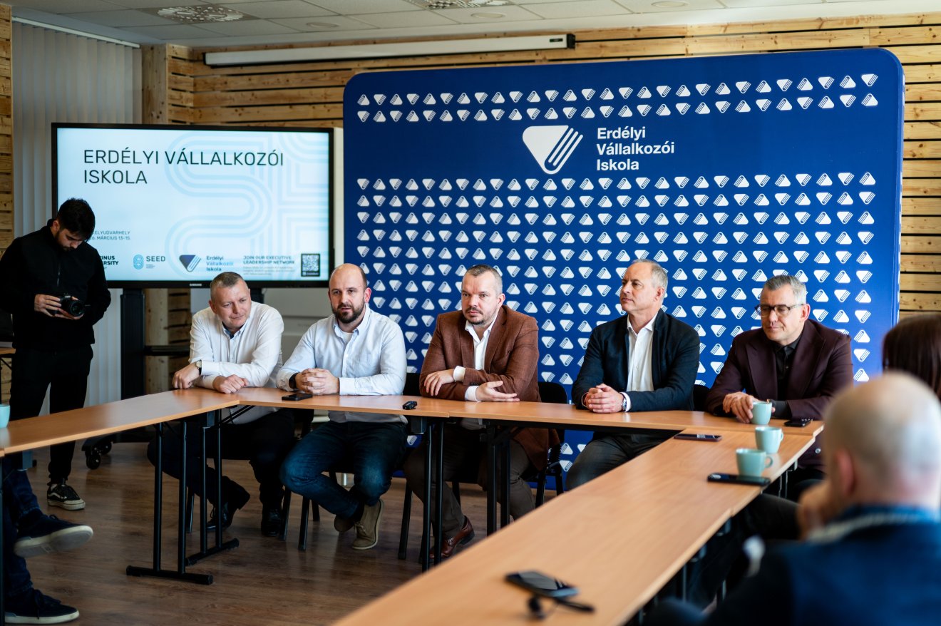 &bullet;  Fotó: Erdélyi Vállalkozói Iskola