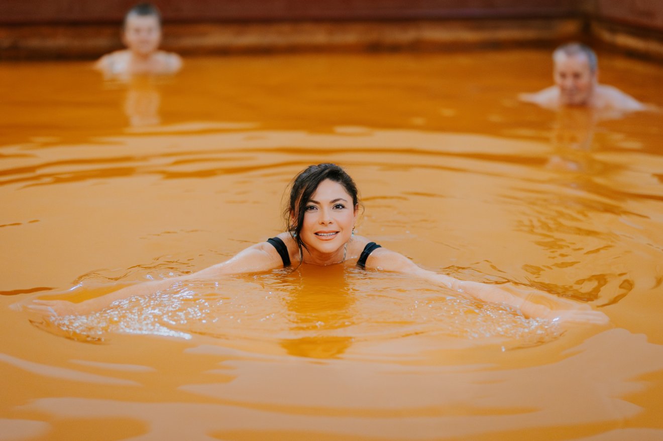 &bullet;  Fotó: Hotel Tusnád