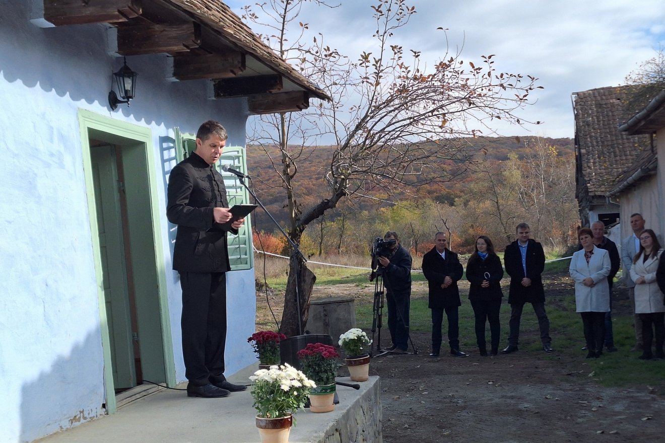 &bullet;  Fotó: Papp László személyes archívuma