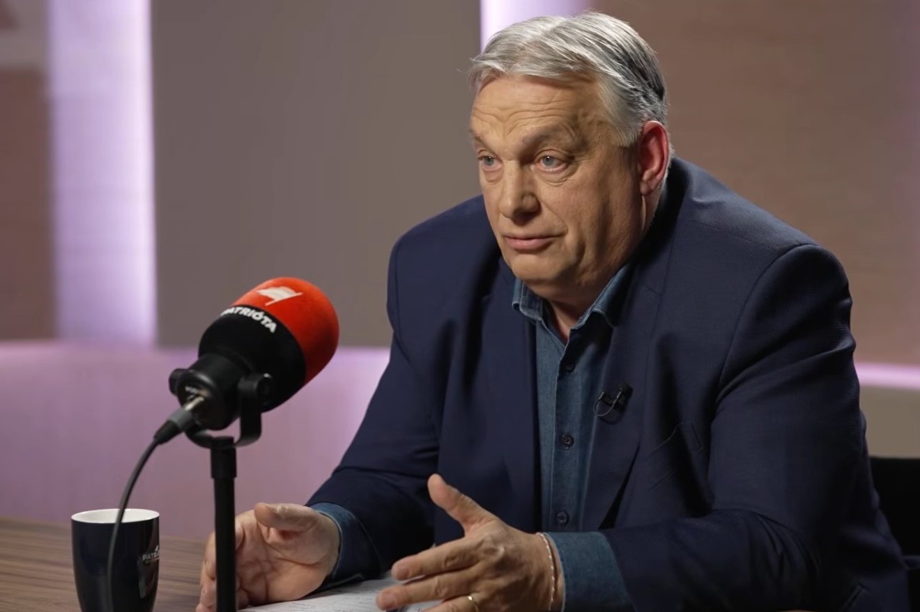 &bullet;  Fotó: Patrióta