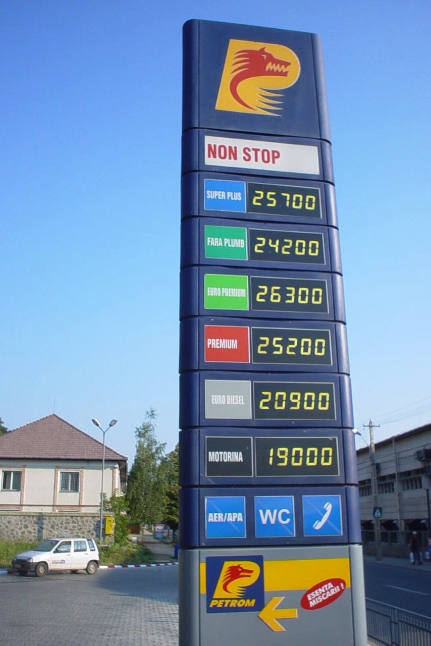 Letűnt árak egy letűnt korból &bullet;  Fotó: Udvarhely Híradó Archívum