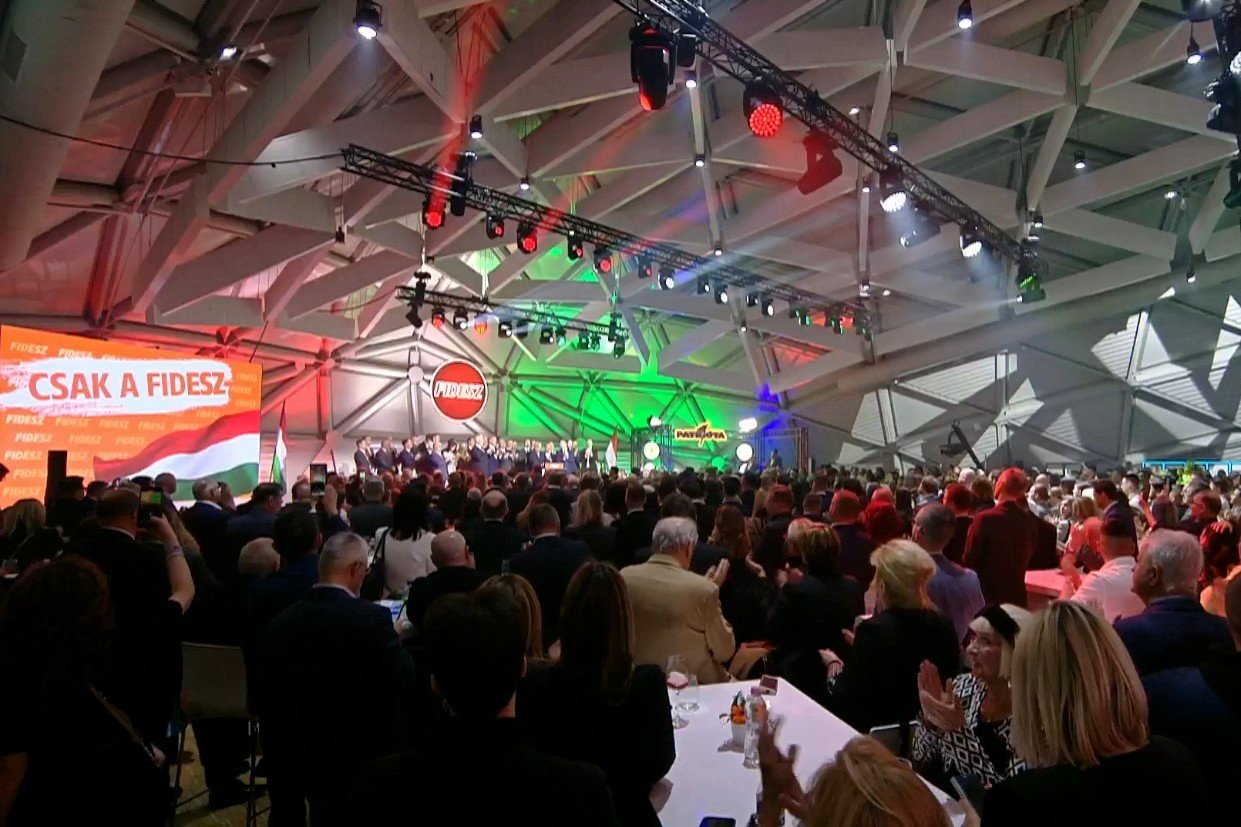 &bullet;  Fotó: Orbán Viktor Facebook-oldala