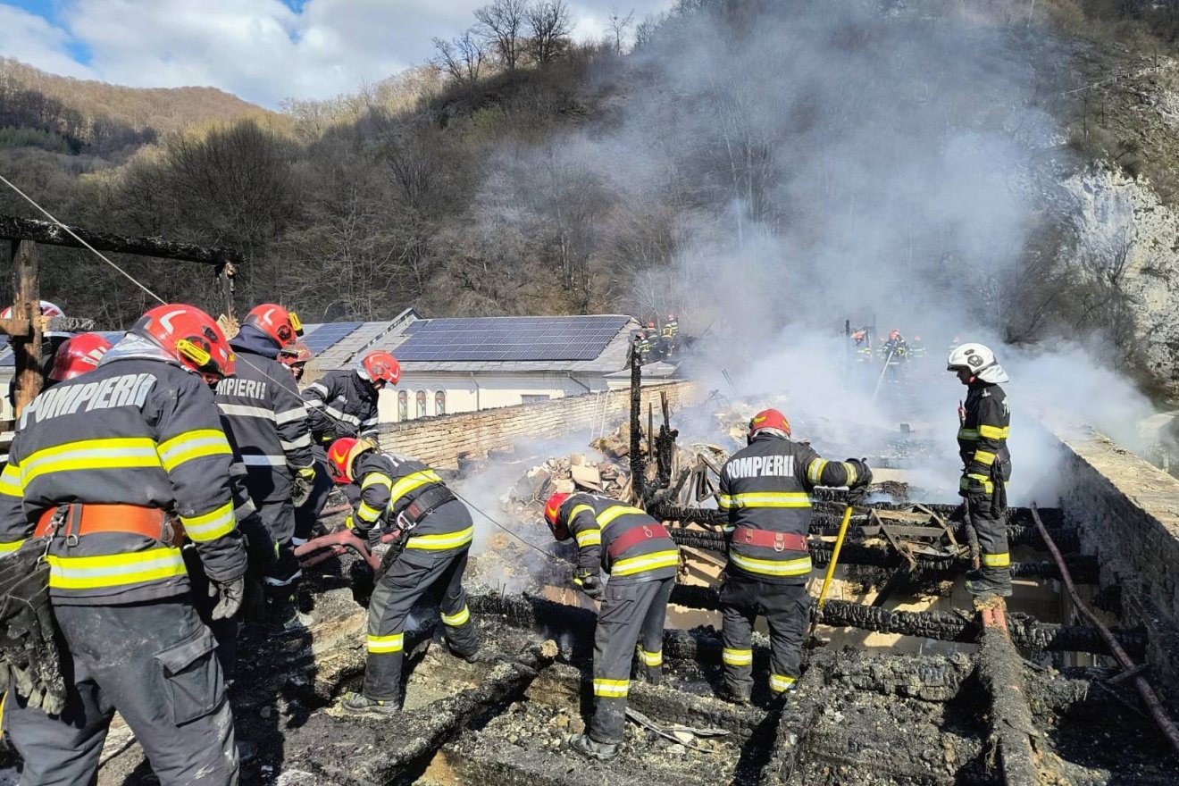 • Fotó: Vâlcea megyei tűzoltóság