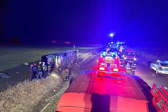 Súlyos buszbaleset történt Galac megyében: egy személy életét vesztette, 14-en megsérültek