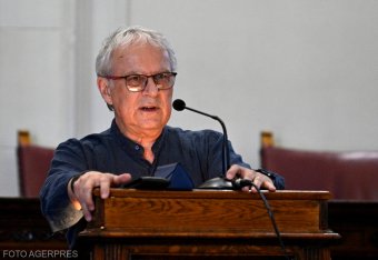 Kémiaprofesszor váltja Ioan-Aurel Popot a Román Akadémia élén