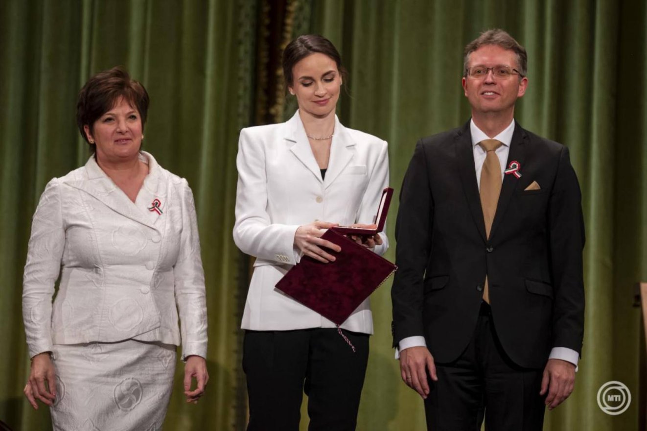 Jászai Mari-díjas színész lett Tőröcsik Franciska, erdélyi alkotók is állami kitüntetésben részesültek