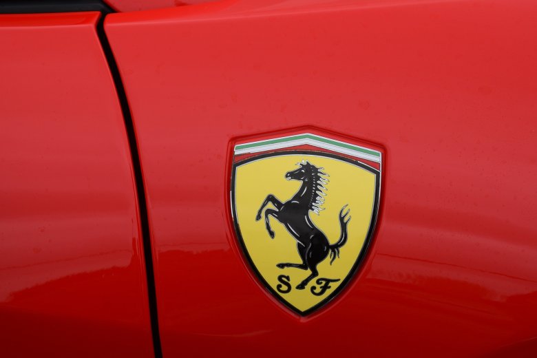 Még a Ferrari is köszönetet mondott az egyik, korszerűsített marosvásárhelyi szakközépiskolának