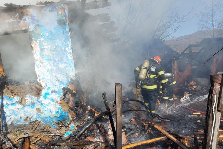 Tűz ütött ki egy lakóházban Libánfalván