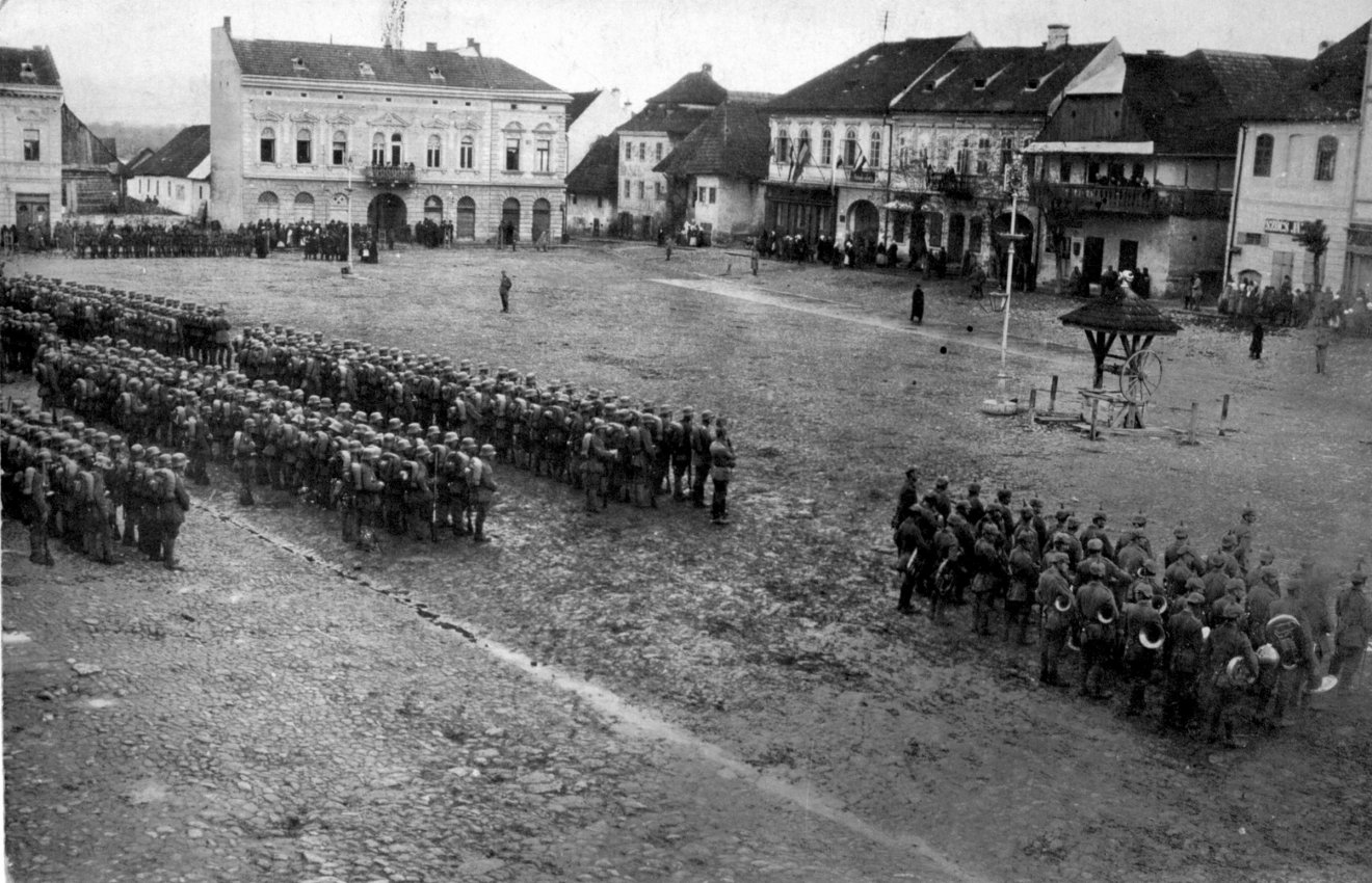 IV. Károly király első alkalommal 1917. június 17-én járt Kézdivásárhelyen