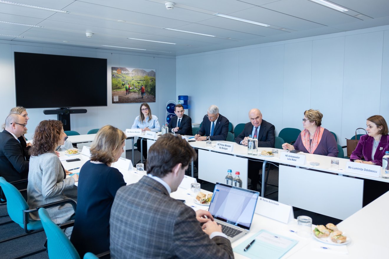 &bullet;  Fotó: Gov.ro