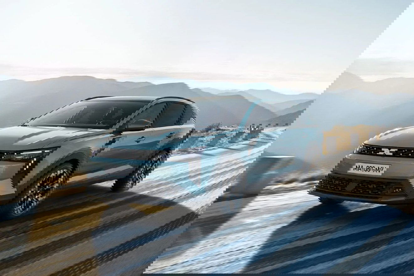 &bullet;  Fotó: Dacia