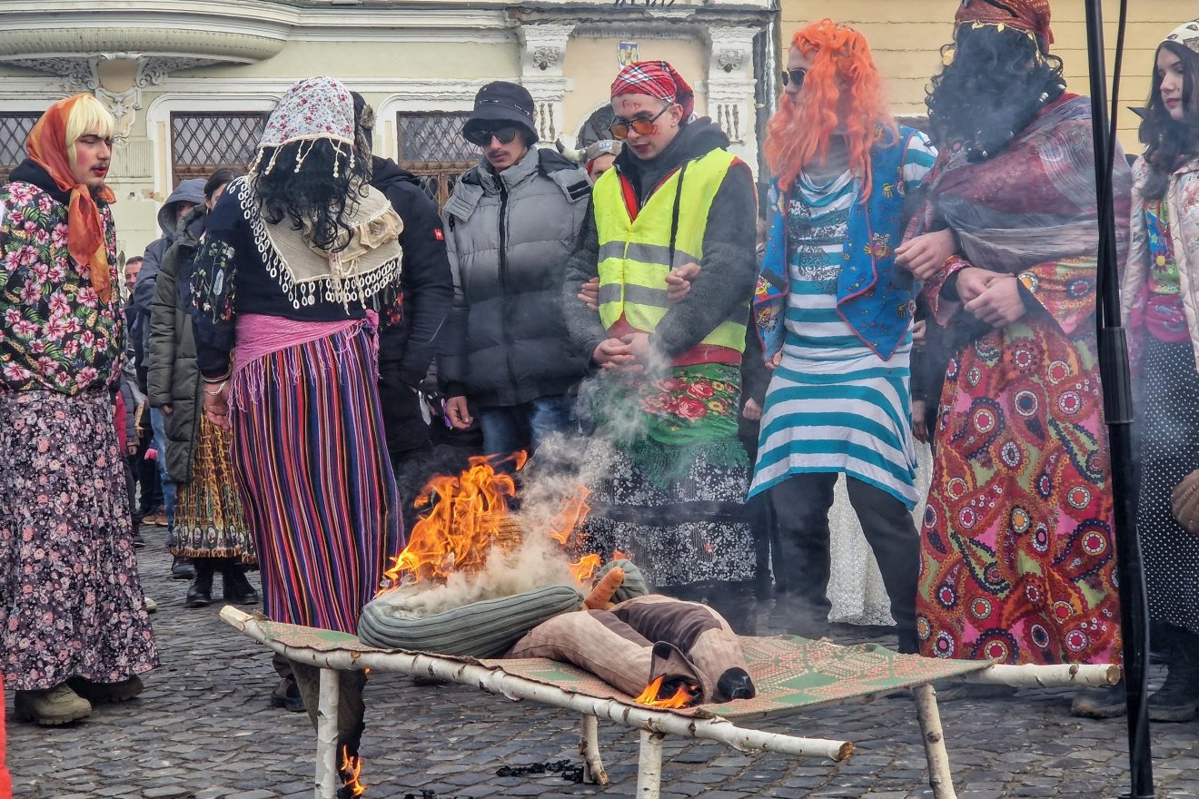 A végén Illés lángra lobbant
