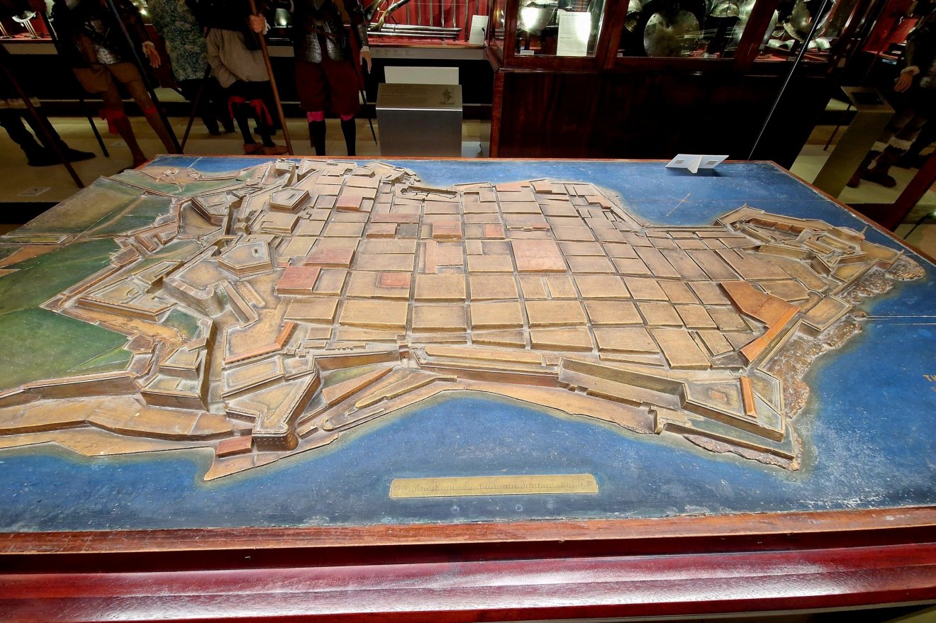 Mintha vonalzóval tervezték volna meg a dimbes-dombos helyre felépített Vallettát