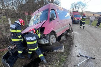 Tizenegy utas sérült meg egy Maros megyei balesetben – frissítve