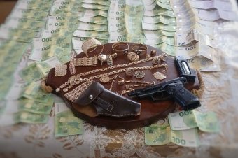 Nemzetközi csalási ügy: európai elfogatóparancs alapján kaptak el két férfit Maros megyében