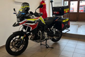 Új beavatkozó motorral bővült a Maros megyei tűzoltóság eszközparkja