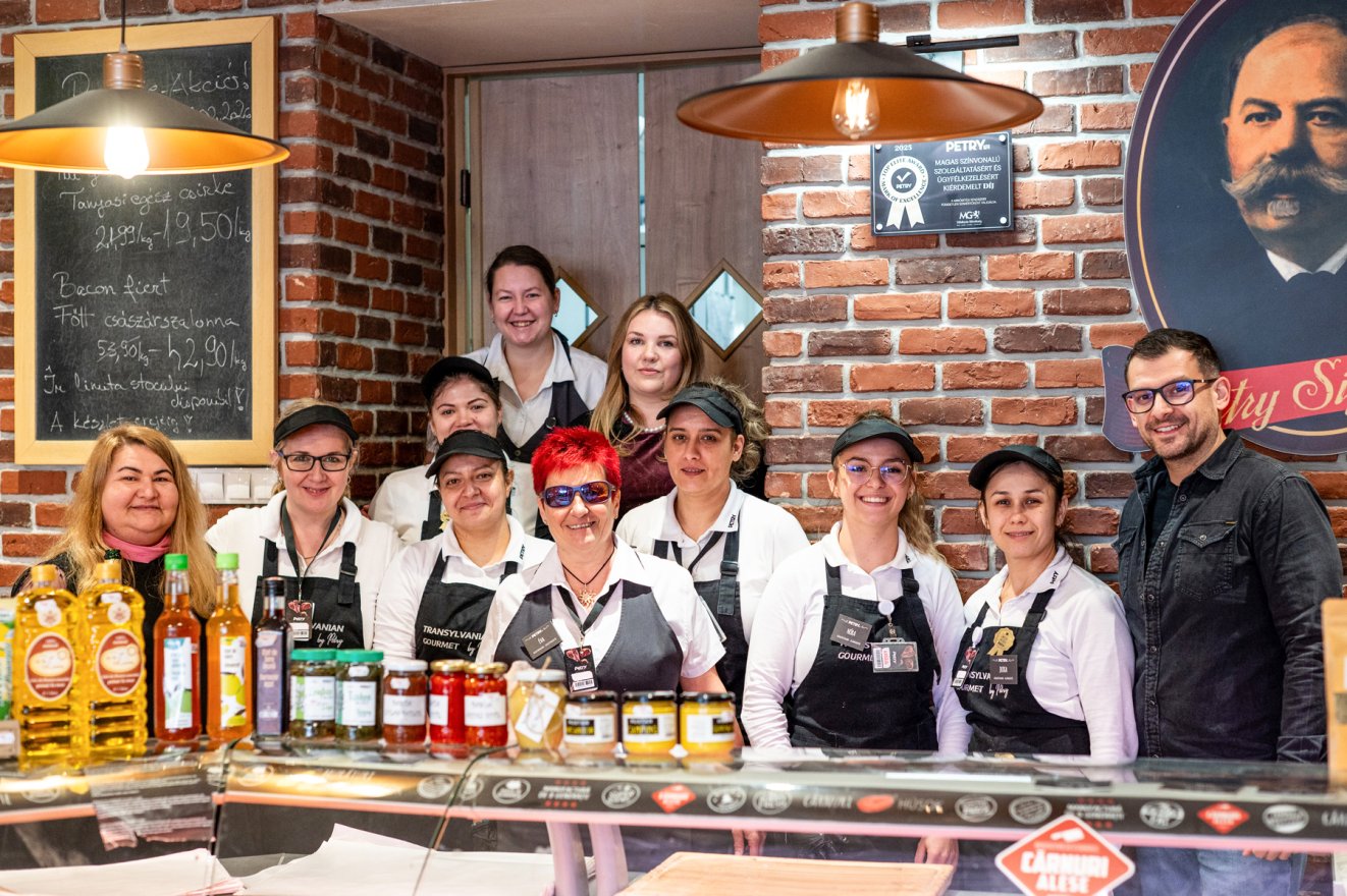 Elismerés, ami mögött emberek állnak – a Top Elite Award Székelyudvarhelyre került!