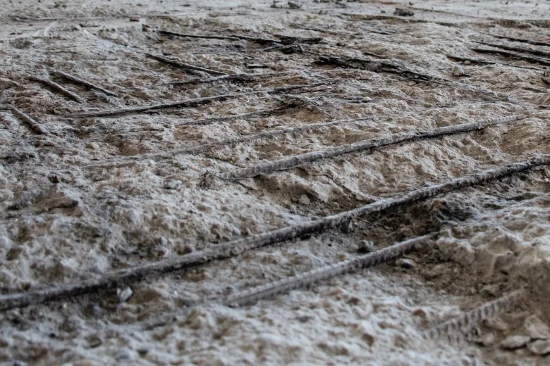 Katasztrófa sújtotta állapotok a medencetérben – belső felvételek kerültek nyilvánosságra