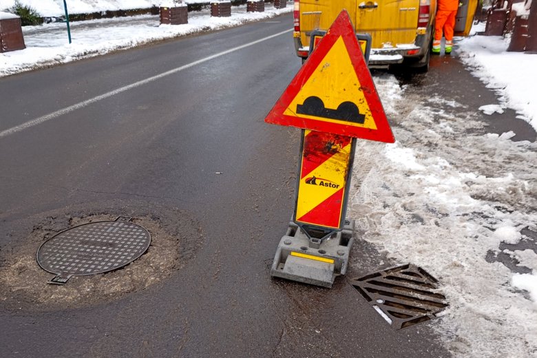 Sürgősségi útjavítási munkálatok Marosvásárhelyen