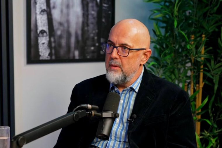 Román–magyar viszony, kormányzás, felelősség és magyarországi választások – Kelemen Hunor a Transzilván új podcastjében