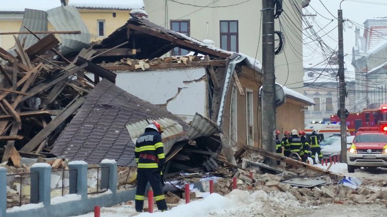 Hatalmas robbanás történt a lugosi rendőrségen – videóval
