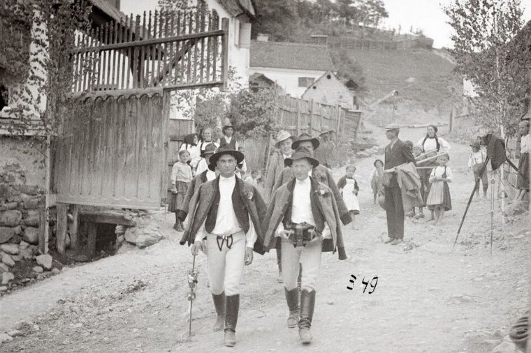 Menyasszony-fotó az almáriumban? Porolja le!