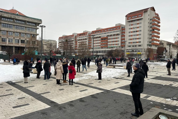 Ezúttal már bejelentett tüntetésen vonultak utcára Csíkszeredában az adóemelés ellen