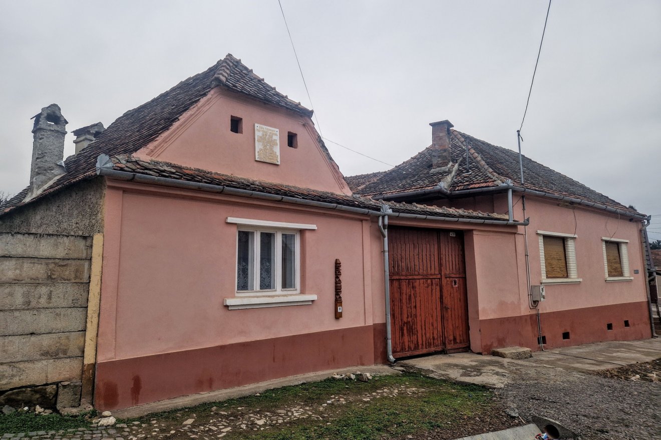 Az Apáczai Csere János szülőháza helyén álló ingatlanra is szemet vetettek az új „honfoglalók” &bullet;  Fotó: Kocsis Károly