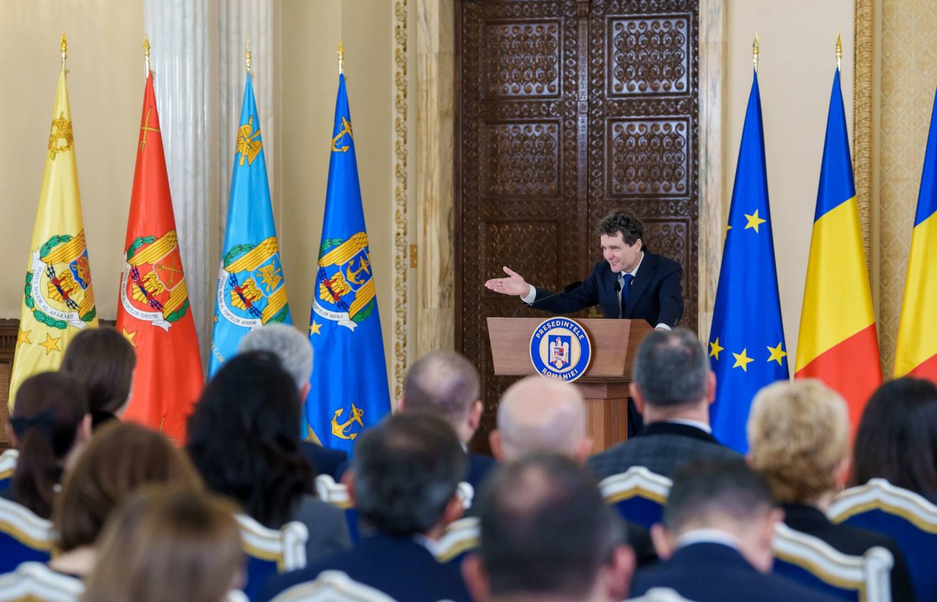 &bullet;  Fotó: Presidency