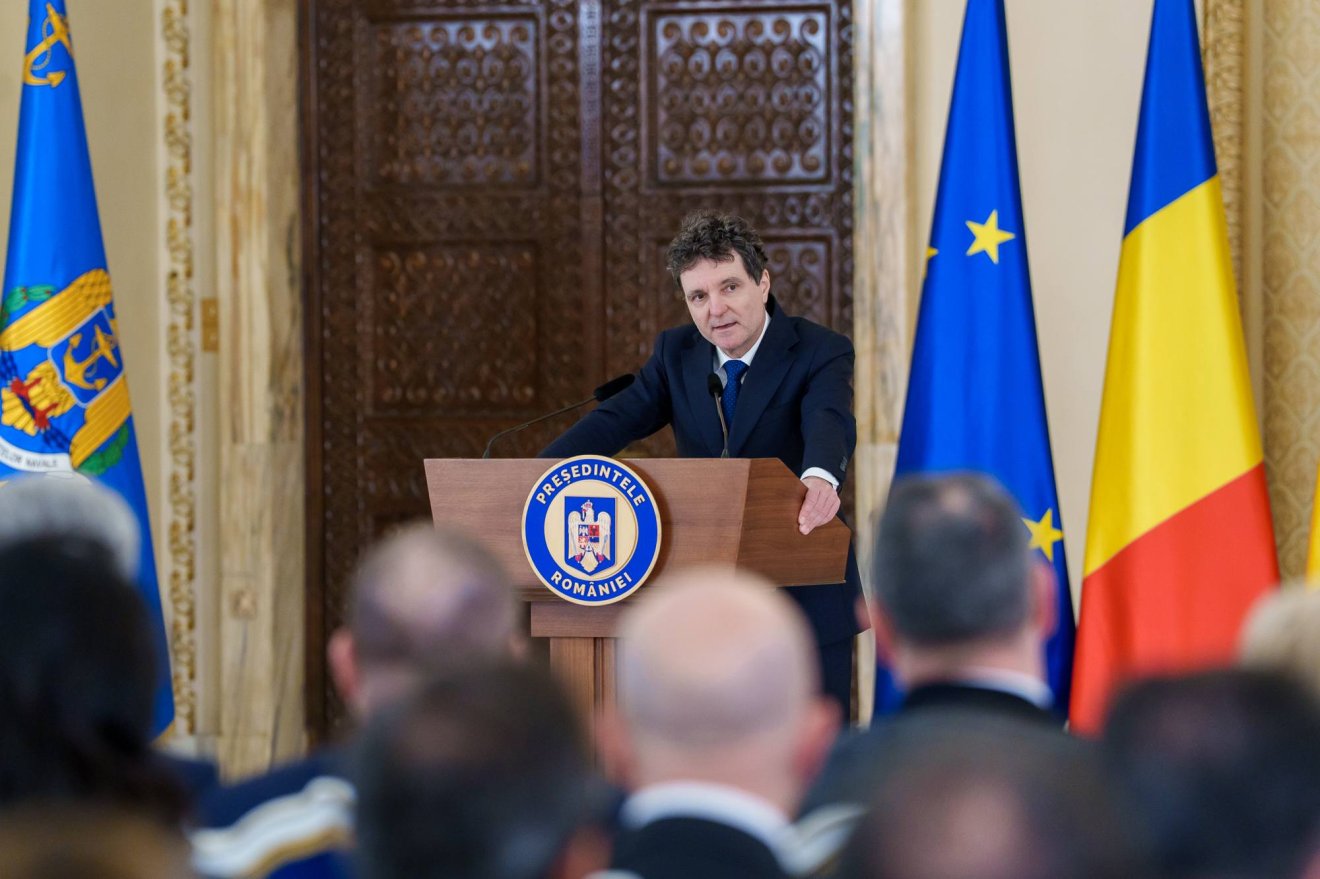 &bullet;  Fotó: Presidency