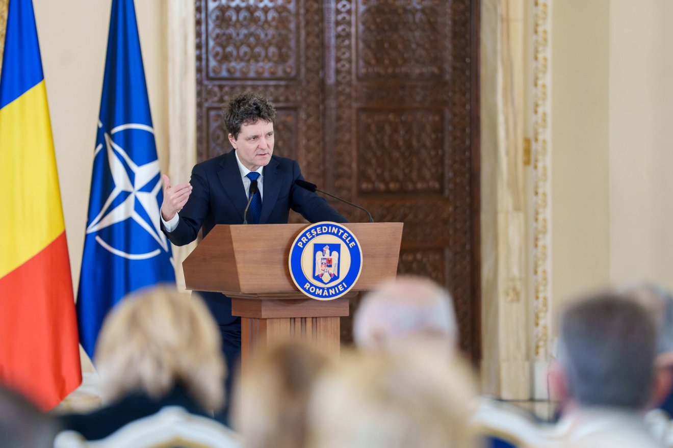 &bullet;  Fotó: Presidency