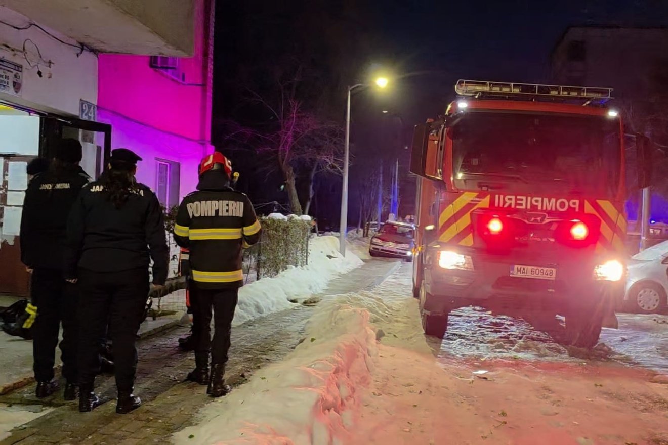 &bullet;  Fotó: Fehér megyei tűzoltóság