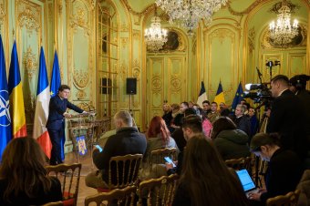 Nicușor Dan: Románia nem küld katonákat Ukrajnába, de betartják a kötelezettségvállalásokat