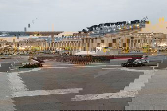 Régi szokáshoz tért vissza első karácsonyi miséjén XIV. Leó pápa