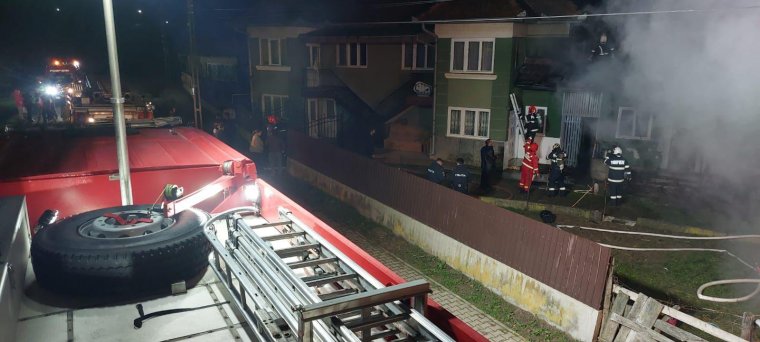Nem volt csendes éjszakája a Maros megyei tűzoltóknak