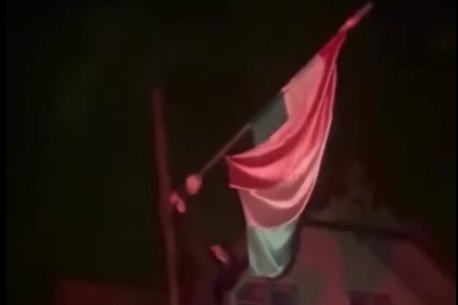 Magyar zászlót téptek le a román fociultrák Csíkszeredában – videóval