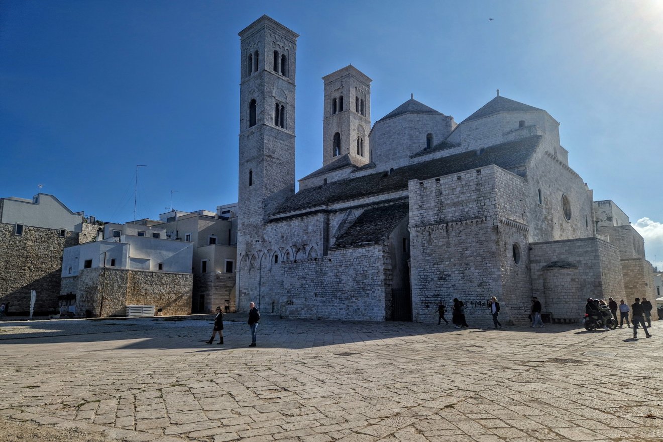 A molfettai Szent Kondrád-templom Otranto, Bitonto, Troia és Bari katedrálisaival együtt a világörökségnek javasolt helyszínek között szerepel
