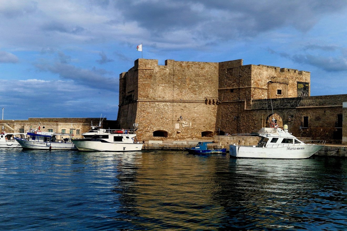 Az V. Károly nevét viselő erőd Monopoliban