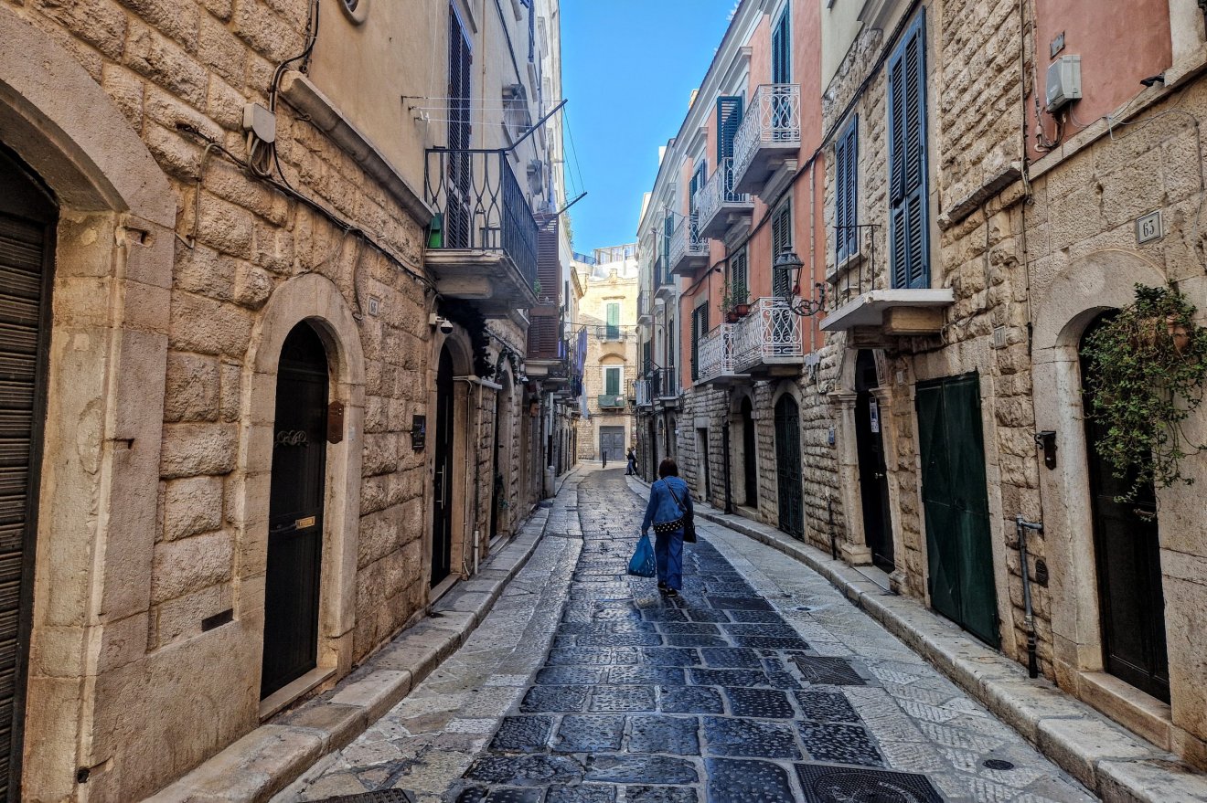 Traniba órákig lehet sétálgatni