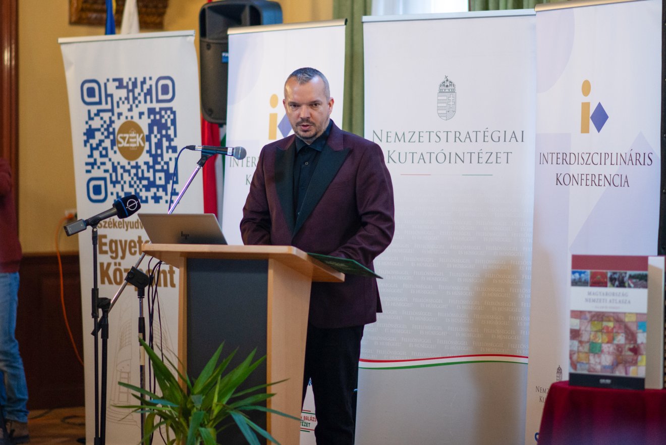 •  Fotó: Olti Angyalka