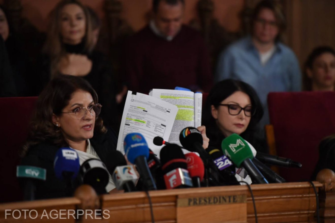 Nehéz így titokban tartani... • Fotó: Grigore Popescu/Agerpres