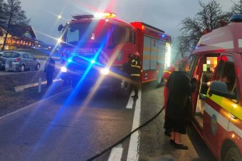 Autóbaleset bénította meg a forgalmat Kibédnél