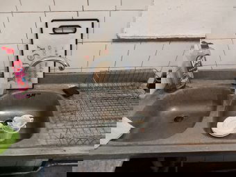 Lejárt termékek, elhasználódott eszközök, hiányos tájékoztatás: több mint négymillió lejre bírságoltak a fogyasztóvédők