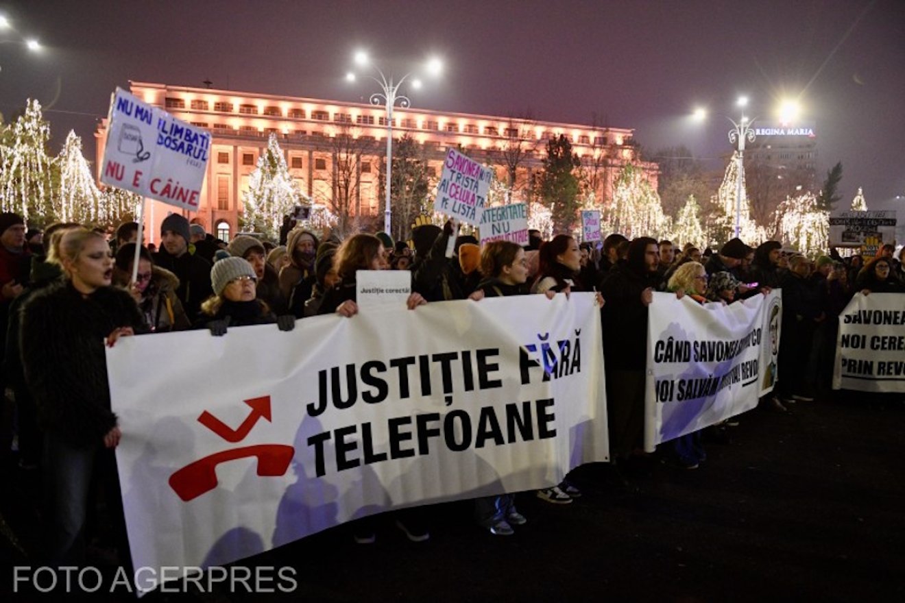 Ötödik napja tüntetnek az igazságszolgáltatás függetlenségéért