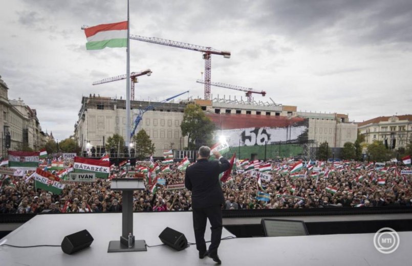 Orbán Viktor: aki magyar az békét akar, aki magyar az élni akar