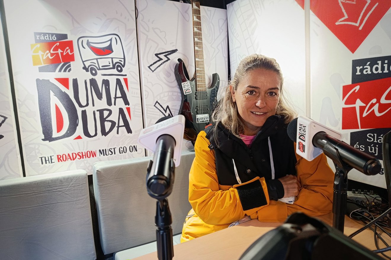 Fazakas Bíborka ultrafutó, testnevelő tanár a Duma Duba vendége •  Fotó: Rádió GaGa