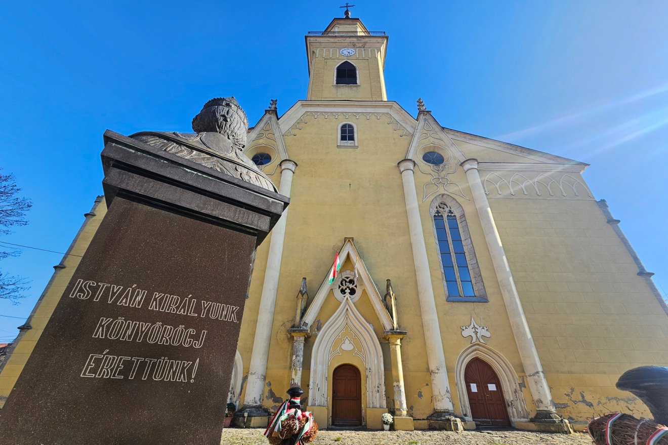 A beregszászi Szent János római katolikus templom