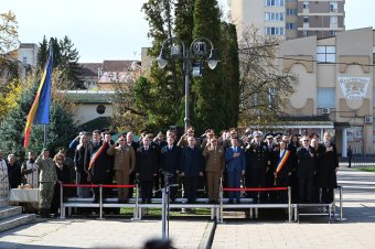 Két és fél percig bírta a közönség Ilie Bolojan nagykárolyi beszédét, aztán jött a fütyülés – videó