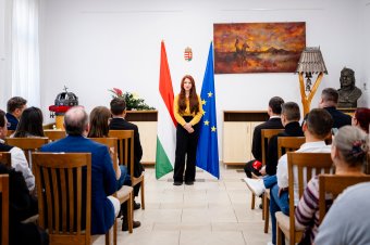 Sántha Xéniát meghívták a Sándor-palotába, Magyarország Köztársasági Elnöki Hivatalába